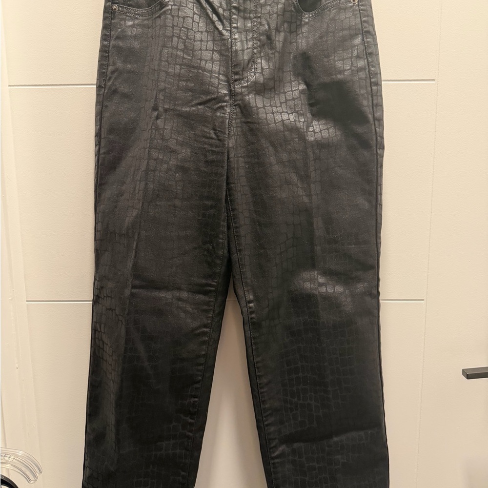 Elegant Black Croc-Embossed Pantsuit